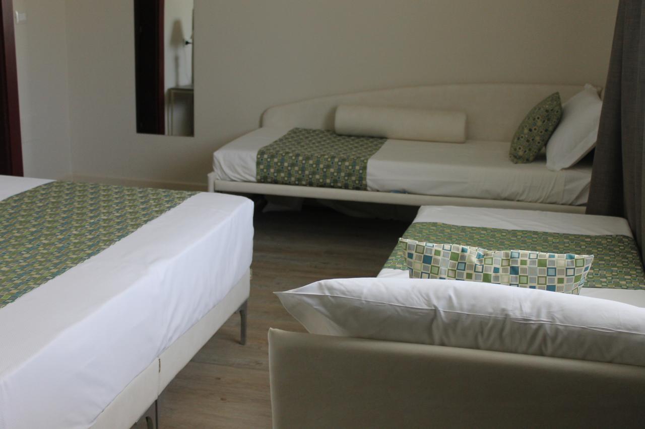 Lake Garda Beach Hostel Padenghe sul Garda Exteriér fotografie