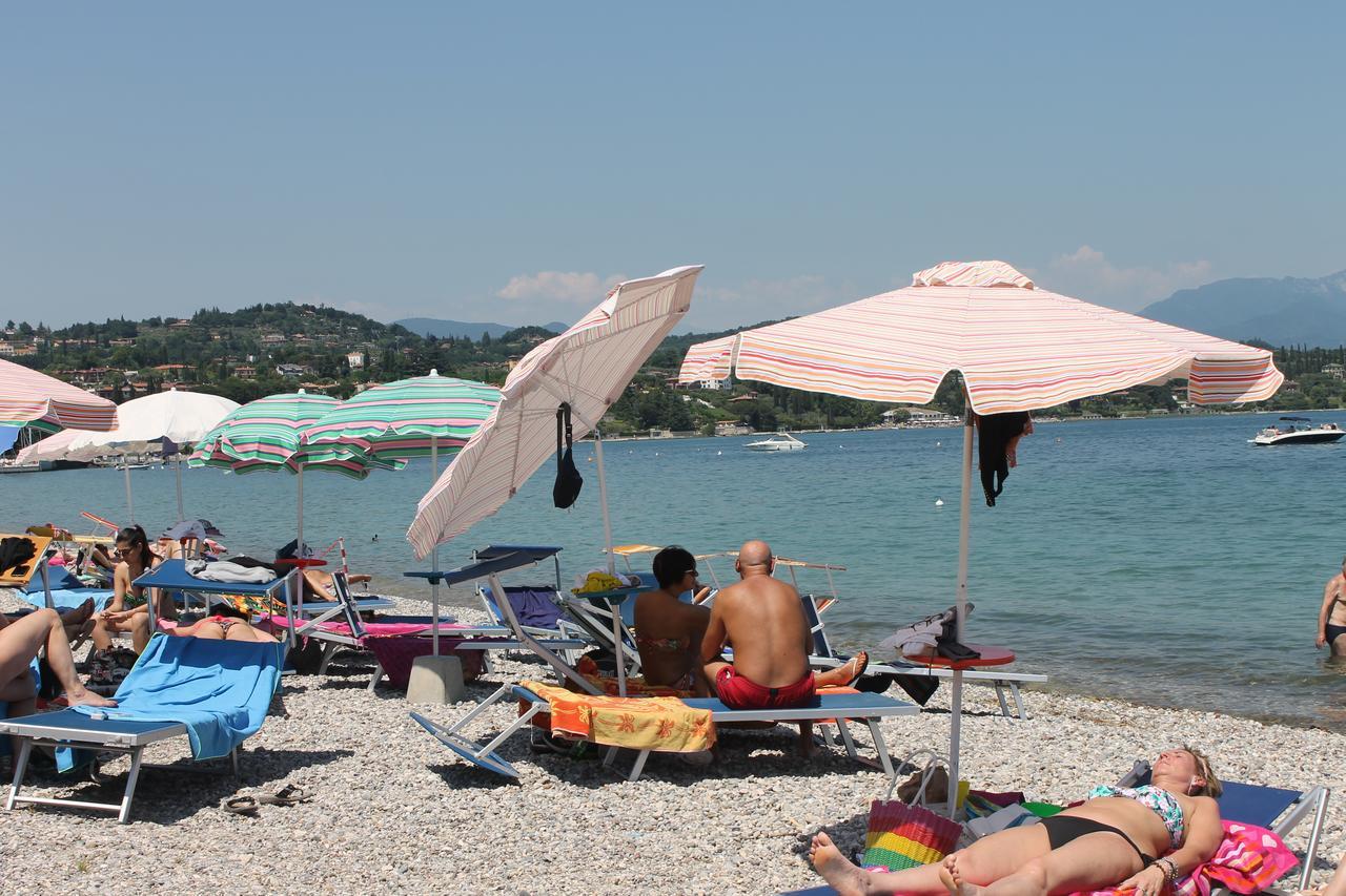 Lake Garda Beach Hostel Padenghe sul Garda Exteriér fotografie