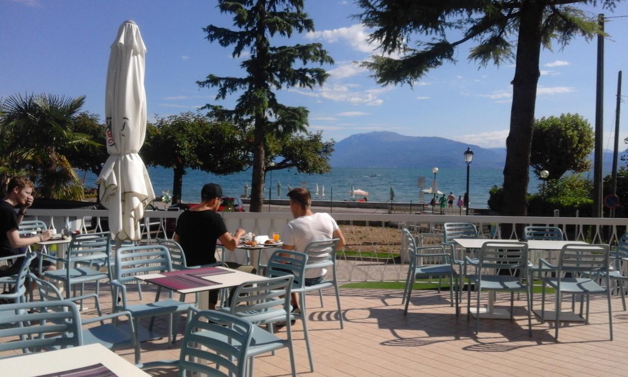 Lake Garda Beach Hostel Padenghe sul Garda Exteriér fotografie